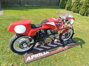 DUCATI  závodní speciál