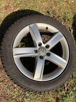 Alu kola Audi + zimní pneu Dunlop 225/50 R17