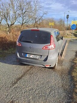 Renault Scenic III, 1,9dci 96kw, rok 2010, tažné zařízení
