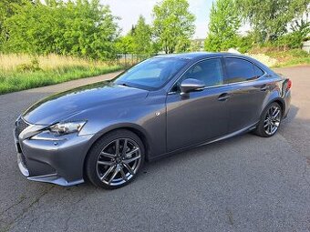 Lexus IS300h F-Sport