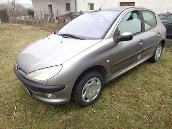 Peugeot 206 1.1i