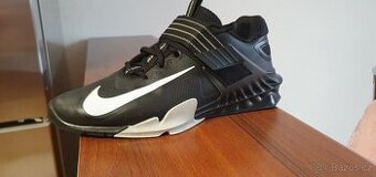 Vzpěračské boty NIKE Savaleos