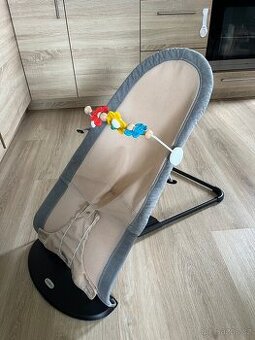 Babybjorn lehátko / houpátko krásný stav + hrazdička