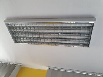 Zářivka 1200×450×70 mm