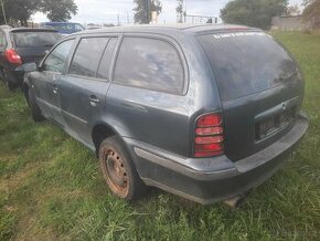 skoda octavia 1 kombi 2.0i rv2000