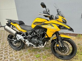 Benelli trk 502x