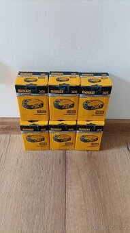 Baterie DeWalt DCB184 18V 5,0 Ah - 1