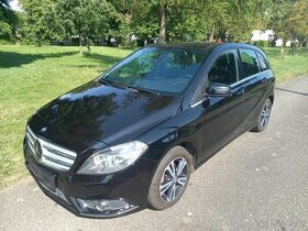 Mercedes-Benz Třídy B 180 CDi PANORAMA AVANTGARDE