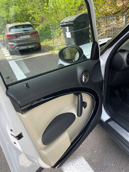 Prodám Mini COOPER D Countryman ALL4 1.6 82 KW 4X4