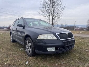 Škoda Octavia 2 díly dsg