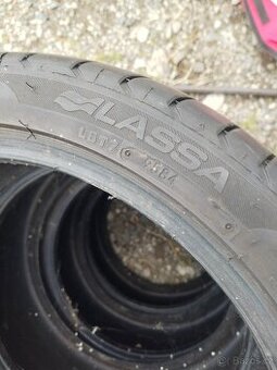Letní pneu 225/40 R18