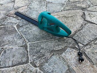 Elektrické nůžky Bosch AHS 45-15
