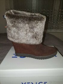 NOVE zimni boty. Velikost 44