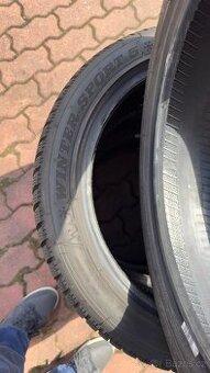 Dunlop Winter Sport 255/45/R17
