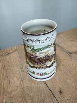 výroční porcelánový pivní půllitr Staropramen