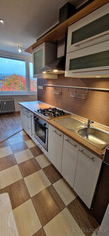 Pronájem bytu 2+1 (3+1-61m2) v centru Jablonce