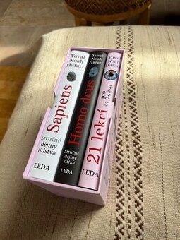 3x Harari v dárkovém boxu (Sapiens, Homo deus, 21 lekcí pro