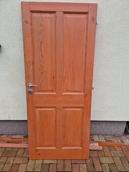Interiérové dveře masiv, borovice 80ky levé