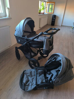 kočárek Venicci Shadow