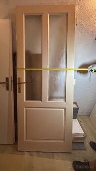 Prodám prosklené interiérové dveře s kováním na levé straně