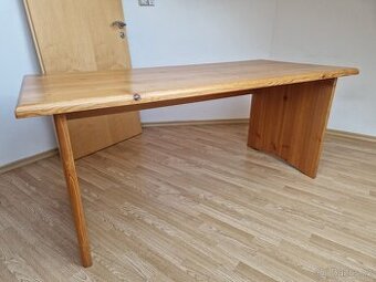 Velký pracovní stůl masiv (179x79cm) + kontejner