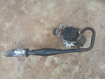 Benzínová koloběžka - mini motor karburátor výfuk