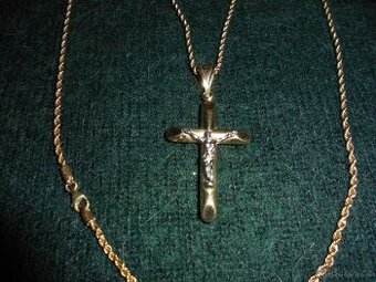 Prodám zlatý řetízek na krk s přívěškem  křížek