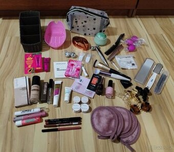 Velká sada kosmetiky a doplňků - Nyx, Catrice, Max Factor,