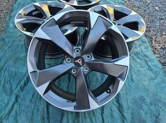 Sada disků Seat Leon Cupra ET46 7,5J x 18