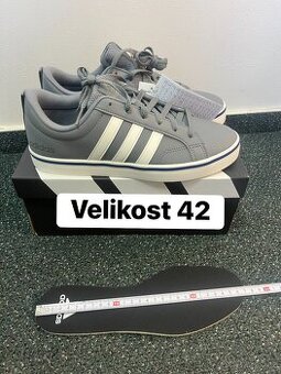 Boty Adidas vel. 42