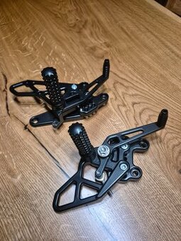 Honda CBR 1000RR Přepakovani stupačky