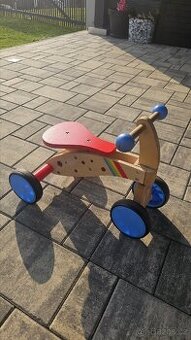 Dětské odrážedlo