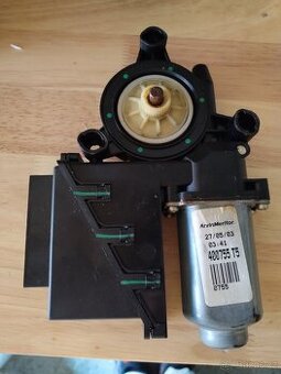 6Q1959802 Motor stahování oken Pravý přední