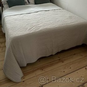 IKEA Karit přehoz přes postel 260x280cm