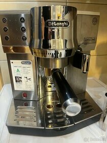 Pákový kávovar DeLonghi EC850