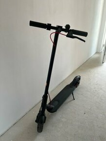 Elektrická koloběžka xiaomi scooter pro 2