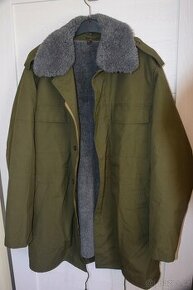 Pánský kabát zelené "khaky" barvy