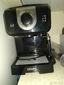 Kávovar KRUPS XP320830 Opio Espresso