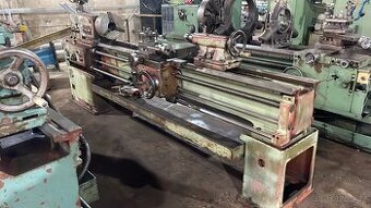 Hrotový soustruh TOS SN 40A/2000