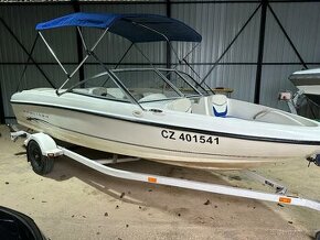 Motorový clun Bayliner 175