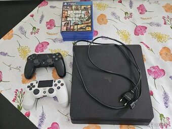 PlayStation 4 Slim 1tb + 2 ovladače + hry