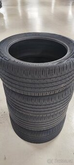 245/45/18 Continental EcoContact6, DOT 4622, 6.9mm-6.3mm.