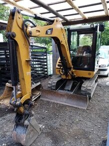 Bagr CAT 302,5