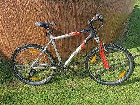 Fuji Nevada 20.5 "