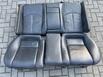 Mercedes w211 e-class zadní sedačka