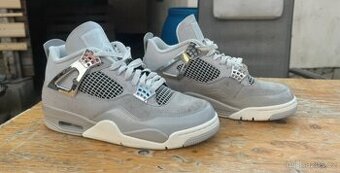 Air Jordan 4 Retro Frozen Moments (W) – vel. 42.5