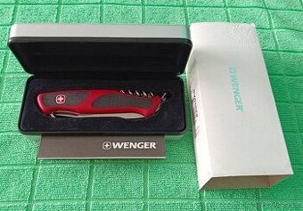 Wenger Delémont RangerGrip 61