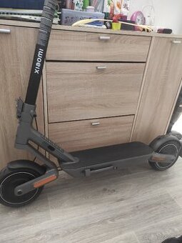 Elektrokoloběžka Xiaomi 4 Ultra