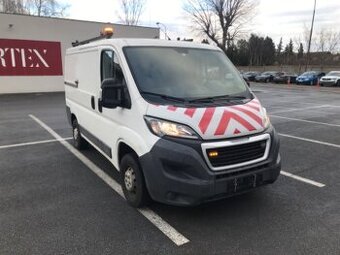 Peugeot Boxer- pojízdná dílna, servisní vůz