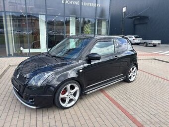 Suzuki Swift 1.5i 75kW Sport Black Edition